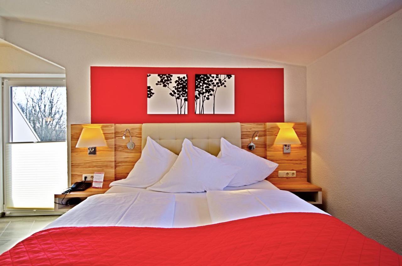 Groß-Umstadt Hotel Jakob מראה חיצוני תמונה