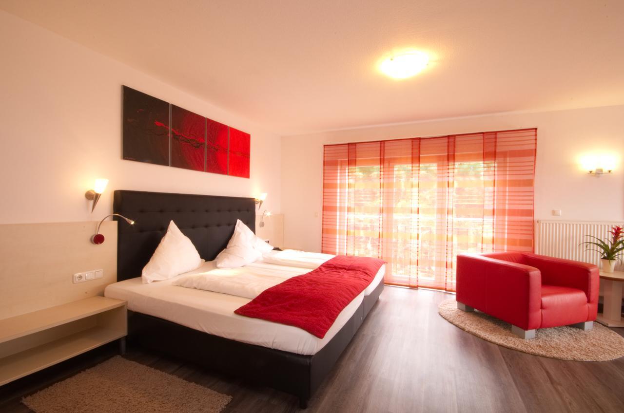 Groß-Umstadt Hotel Jakob מראה חיצוני תמונה