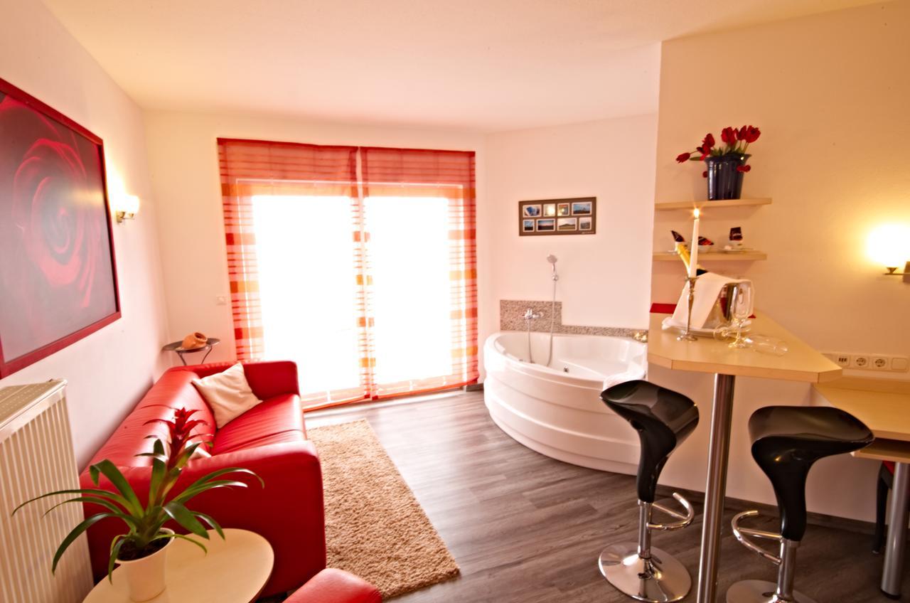 Groß-Umstadt Hotel Jakob מראה חיצוני תמונה