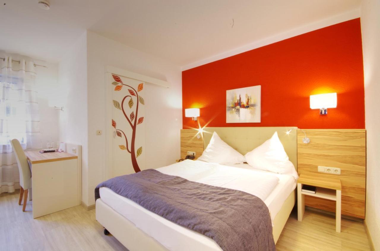 Groß-Umstadt Hotel Jakob מראה חיצוני תמונה