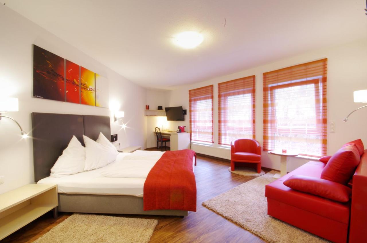 Groß-Umstadt Hotel Jakob מראה חיצוני תמונה