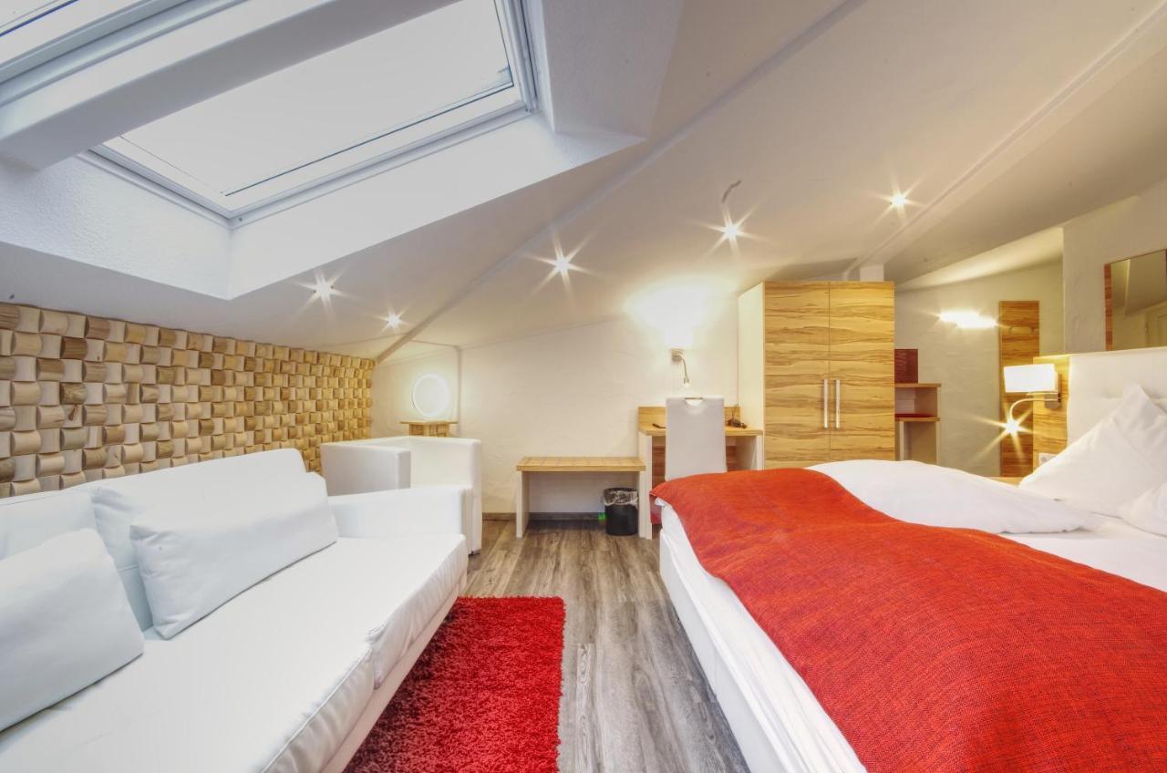 Groß-Umstadt Hotel Jakob מראה חיצוני תמונה